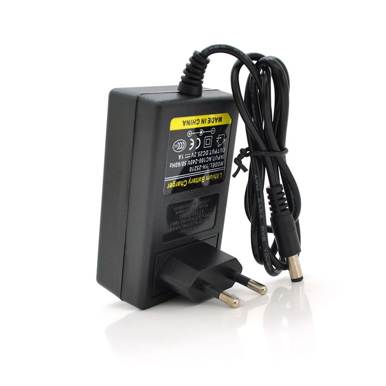 Зарядний пристрій для акумуляторів Li-ion 25,2V1A,6S,BOX