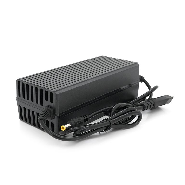 Зарядний пристрій Jinyi для акумуляторів LiFePo4 72V(87,6V),24S,3A,штекер 5.5*2.5,з індикацією,BOX